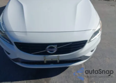 2017 Volvo S60 T5 Dynamic из США, поврежденный, VIN YV126MFL7H2432658